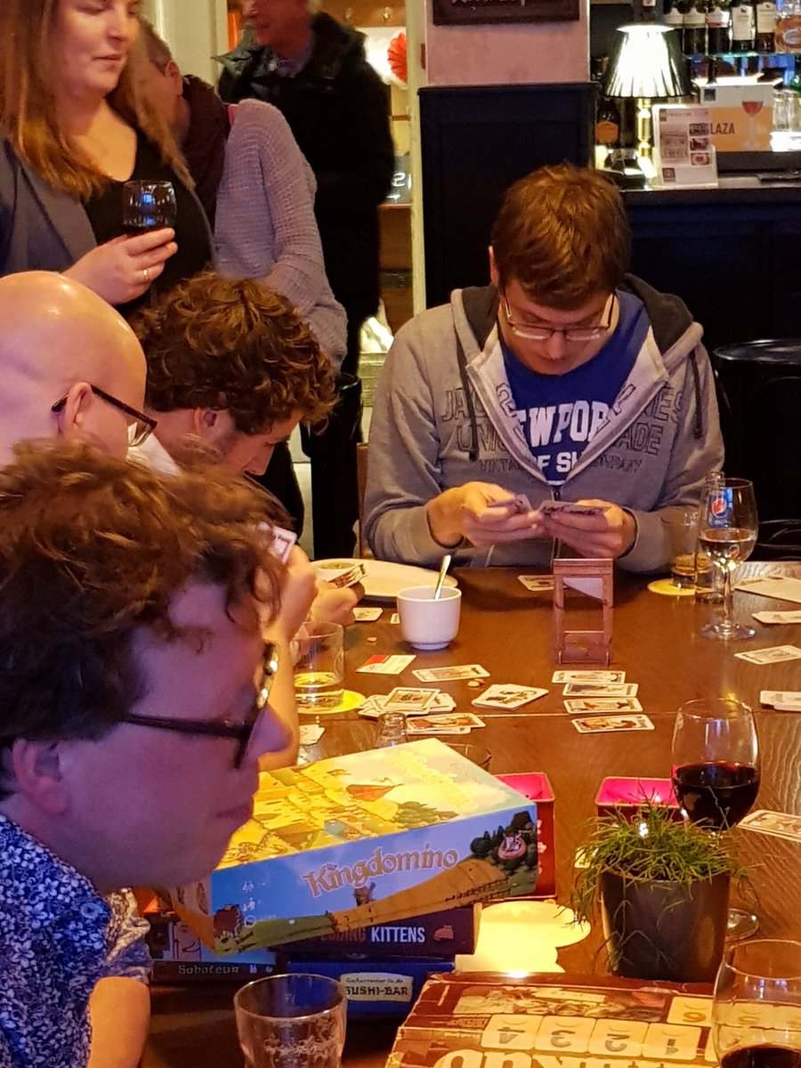 hennie van amerongen tweet media