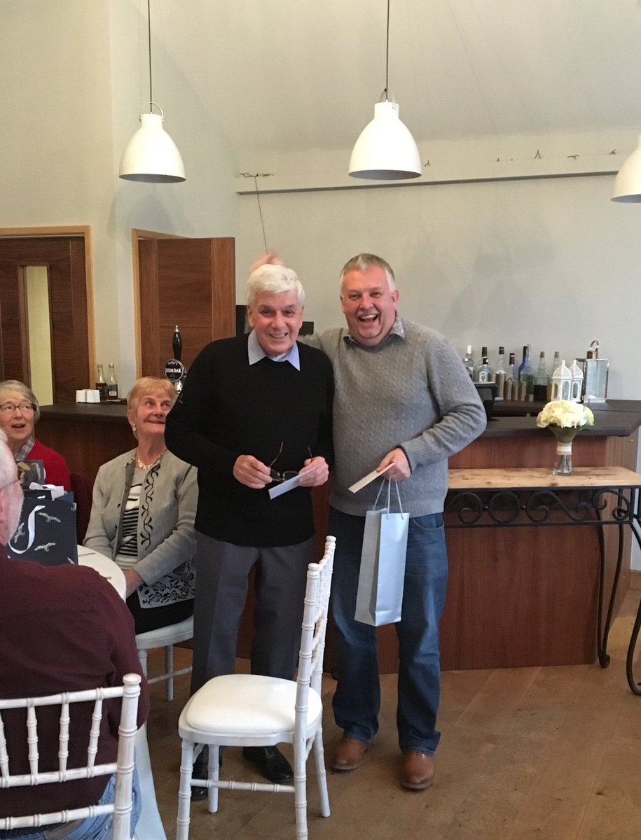 belcantomc's tweet photo. Belcanto at there annual Christmas meal at The Gate at Tansley all members enjoyed fine food and a good natter after the Christmas brake our president john crockford made a few presentations to our musical team for all there hard work through 2017 https://t.co/lkCFpXO7Jd
