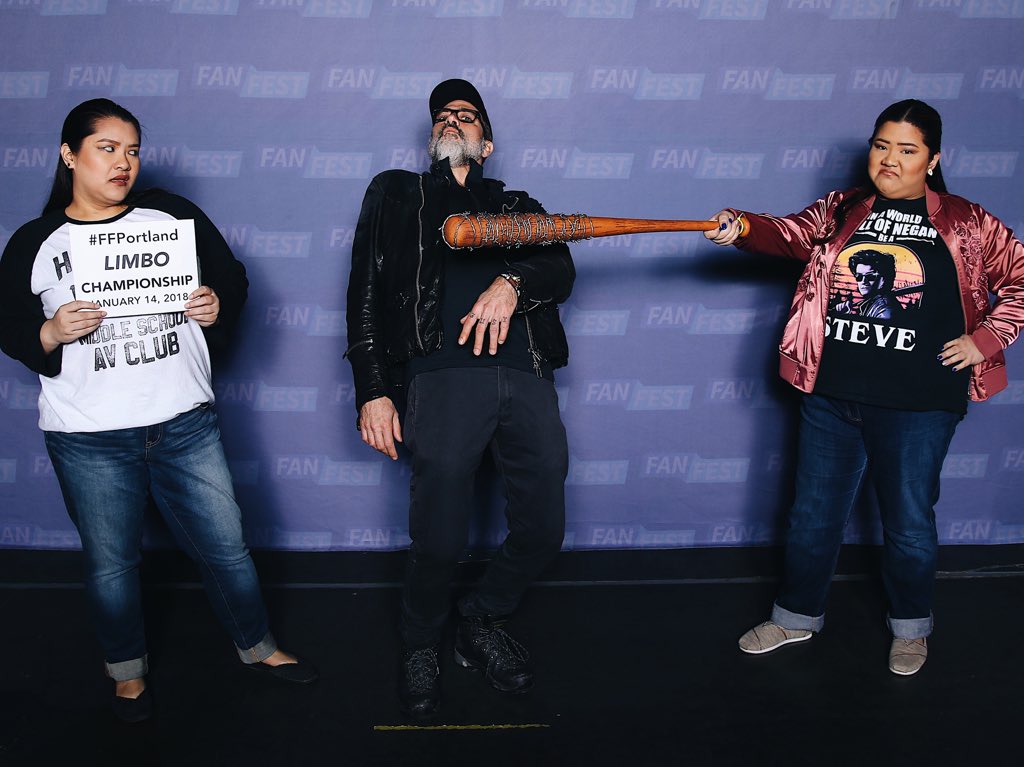 jenofithilien's tweet photo. In case it wasn’t clear, we weren’t cheering for #Negan in the limbo championship. 😂 @JDMorgan you’re an amazing sport!
#jeffreydeanmorgan #FFPortland #WalkerStalkerCon #twd #twdfamily #neganlean @WalkrStalkrCon @heroesfanfest https://t.co/kPV8Pk4ays