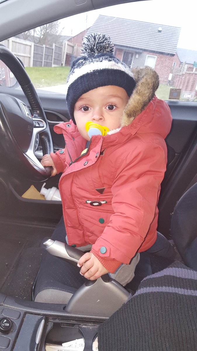 laurendale1990's tweet photo. Learn him young 😂🤣🚘 #mylittledriver #f1ready https://t.co/mz7PuUA4ke