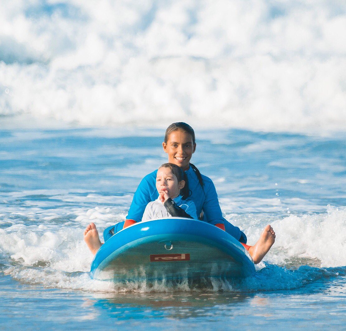 Este nuevo año volvemos al agua con muchas ganas!😃
#SurfTherapy #kindsurfBringHappiness 💙
ph @angeltr3senlinea