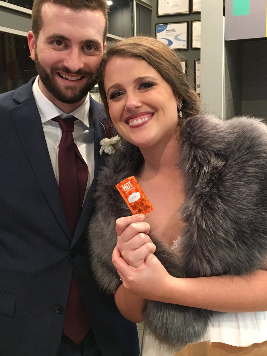 CaitlinSimmonds's tweet photo. First stop as newly weds: Taco Bell. You kinda have to when they are in your vows. #ido #tacobell @tacobell https://t.co/yc1PyrNWjP