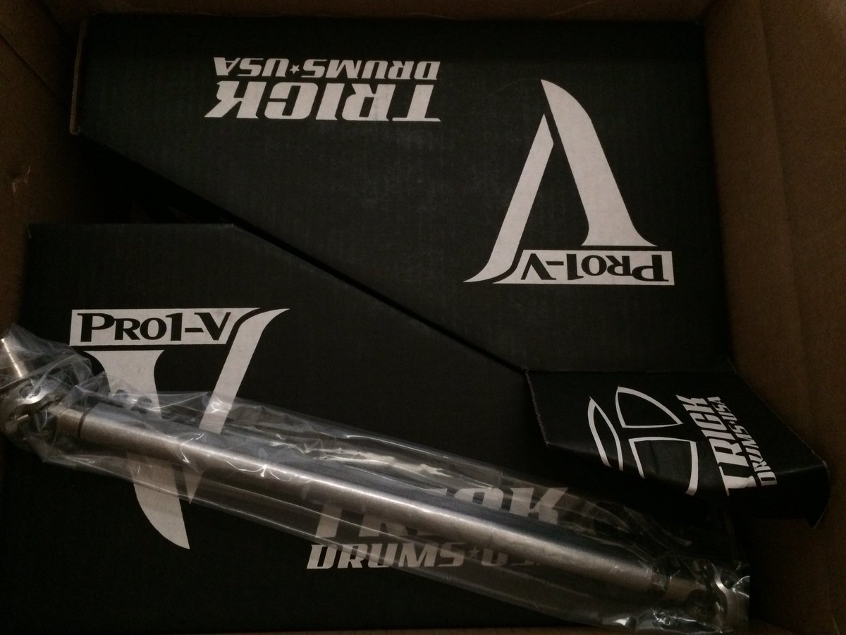 TT_LRLLRR's tweet photo. 僕に貯金など向いていなかった…
#TRICKPedal #PRO1V #BIGFOOT #バイト代1ヶ月分が消滅 https://t.co/QN4BoUdSv0