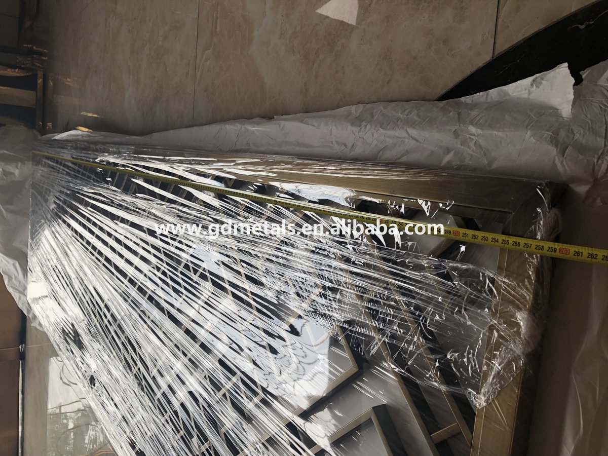 bryant_lithium's tweet image. stainless steel metal screen partition, for more products pls view our website gdmetals.en.alibaba.com