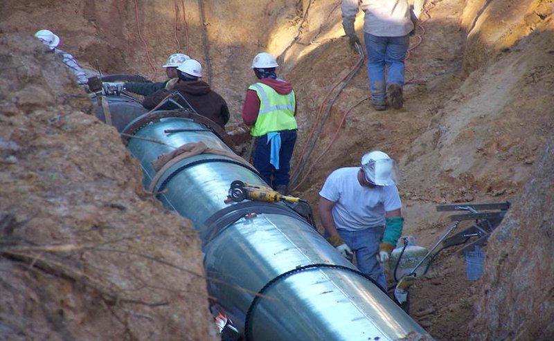 Resource_Works's tweet photo. #ResourceFacts: #Pipeline expansion in #BC worth tens of billions to the #Canadian #economy. https://t.co/SOw6smd7B9 #bcpoli #cdnpoli #cdnecon #bceconomy https://t.co/JajSunyomH