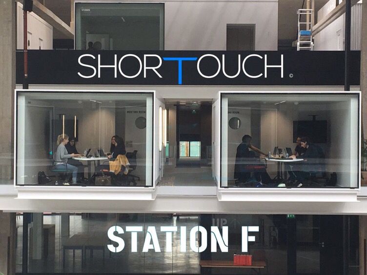 GEFeminin's tweet photo. Un grand merci à Antonella Benhamou  qui a piloté #gefstartup2018 et qui a aussi lancé sa #startup : @shortouch incubée à Station F dans la zone @venteprivee_fr https://t.co/piNZIEJk3T https://t.co/hjXaHmAAw2