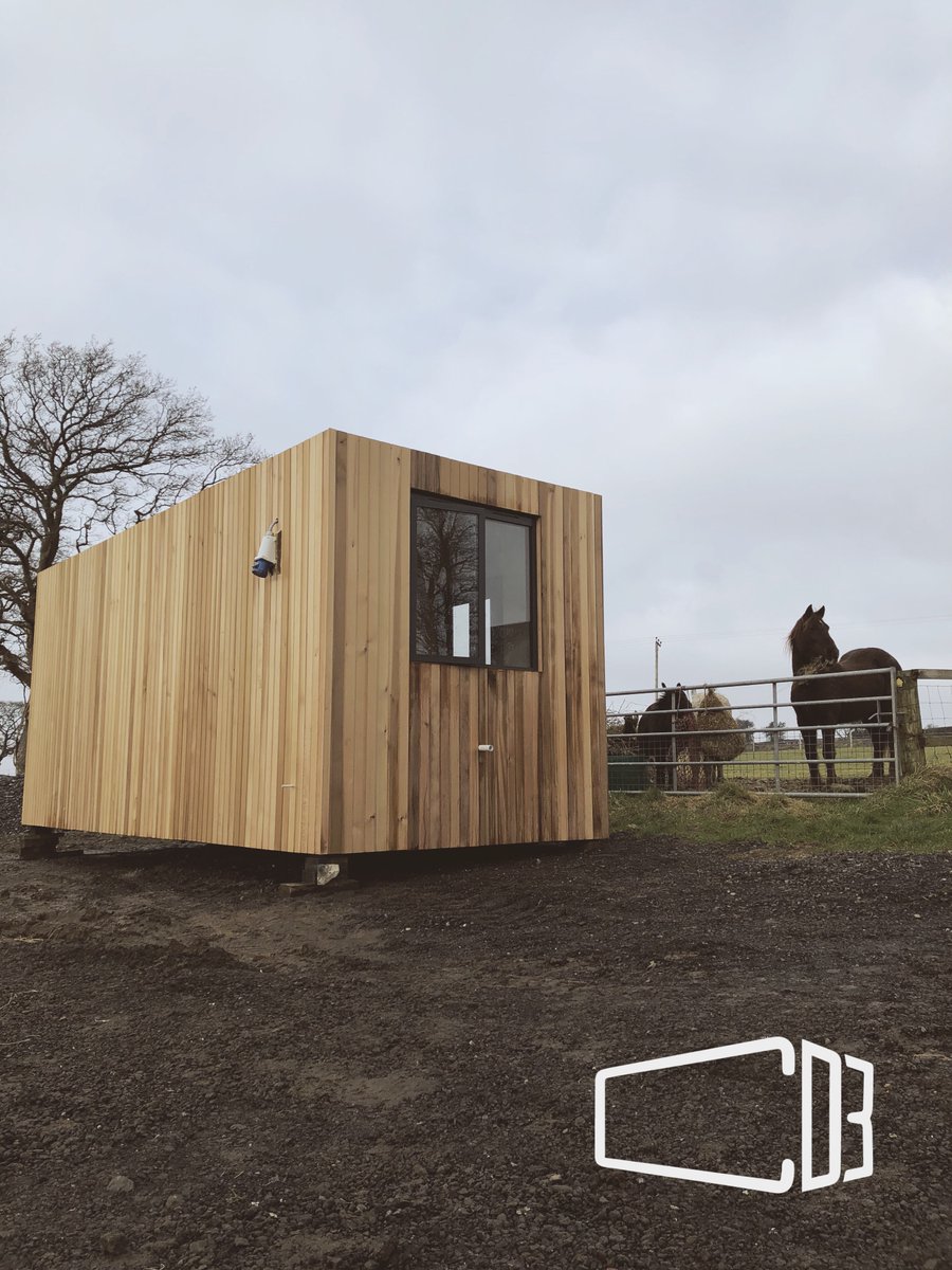 ContainerCDB's tweet photo. Western redwood cedar...deserving of an audience! #cdb #containerconversion #convertedshippingcontainers https://t.co/2S1H2PDUMk