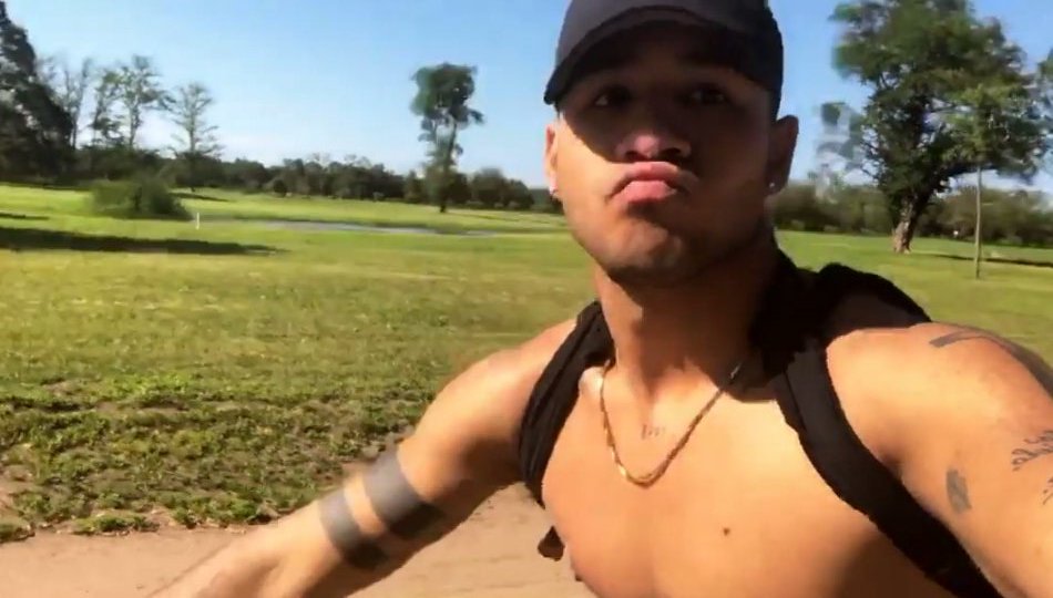 xrubixsx's tweet photo. Yo con este hombre vivo feliz lpm donde me consigo uno? 

#CNCO #BestBoyBand #iHeartsAwards https://t.co/psjjhJvtHT