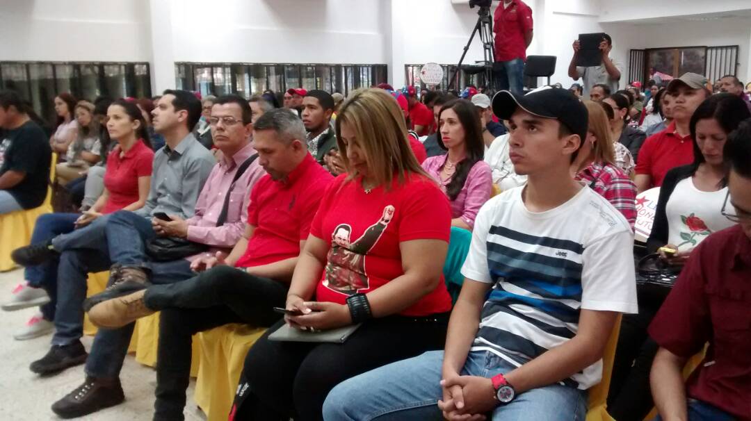 YvkeTachira's tweet photo. Desplegado en los 29 municipios del Táchira el Comité estadal para Plan de la Patria 2019-2025 https://t.co/SCEOufev8G #MaestrosYMaestrasPatriotas https://t.co/V7itkUs9Am
