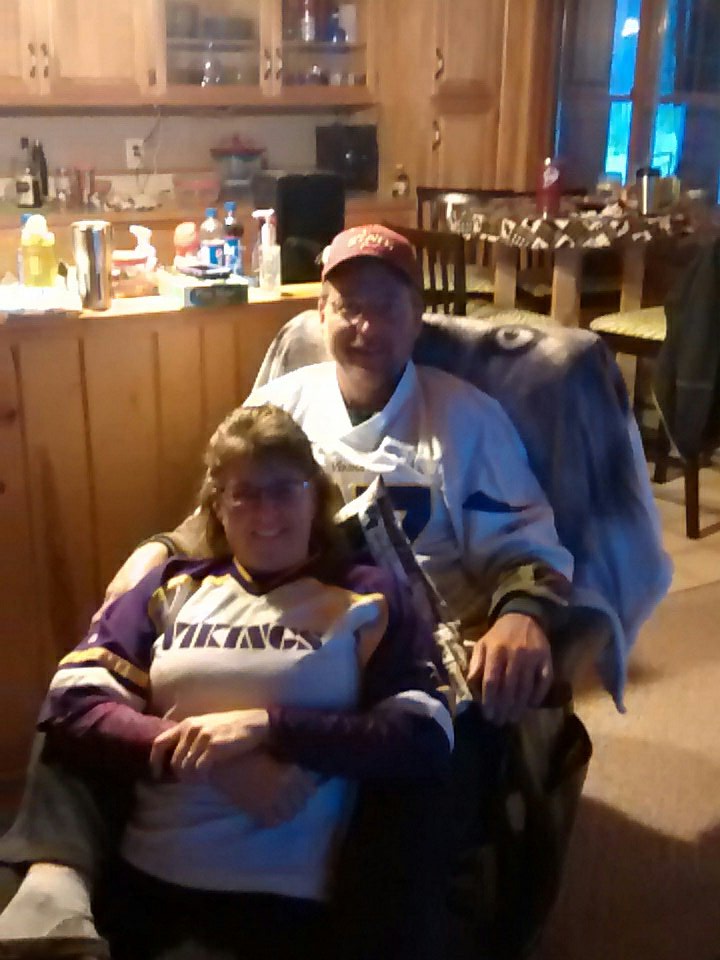 MarkRVanderwiel's tweet photo. @polardog88 Grandpa and Grandma are all purple! https://t.co/I3dubhcDwU