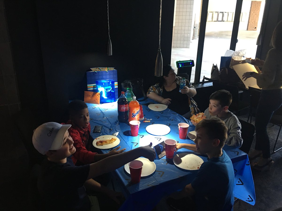 PLAYliveArrow's tweet photo. Our first ever birthday party at our location! Happy birthday Brody! Hope you and your buddies had a great time and can’t wait for you guys to come back! #PLAYliveNation #BirthdayParty #Event https://t.co/AGzn49lrtu