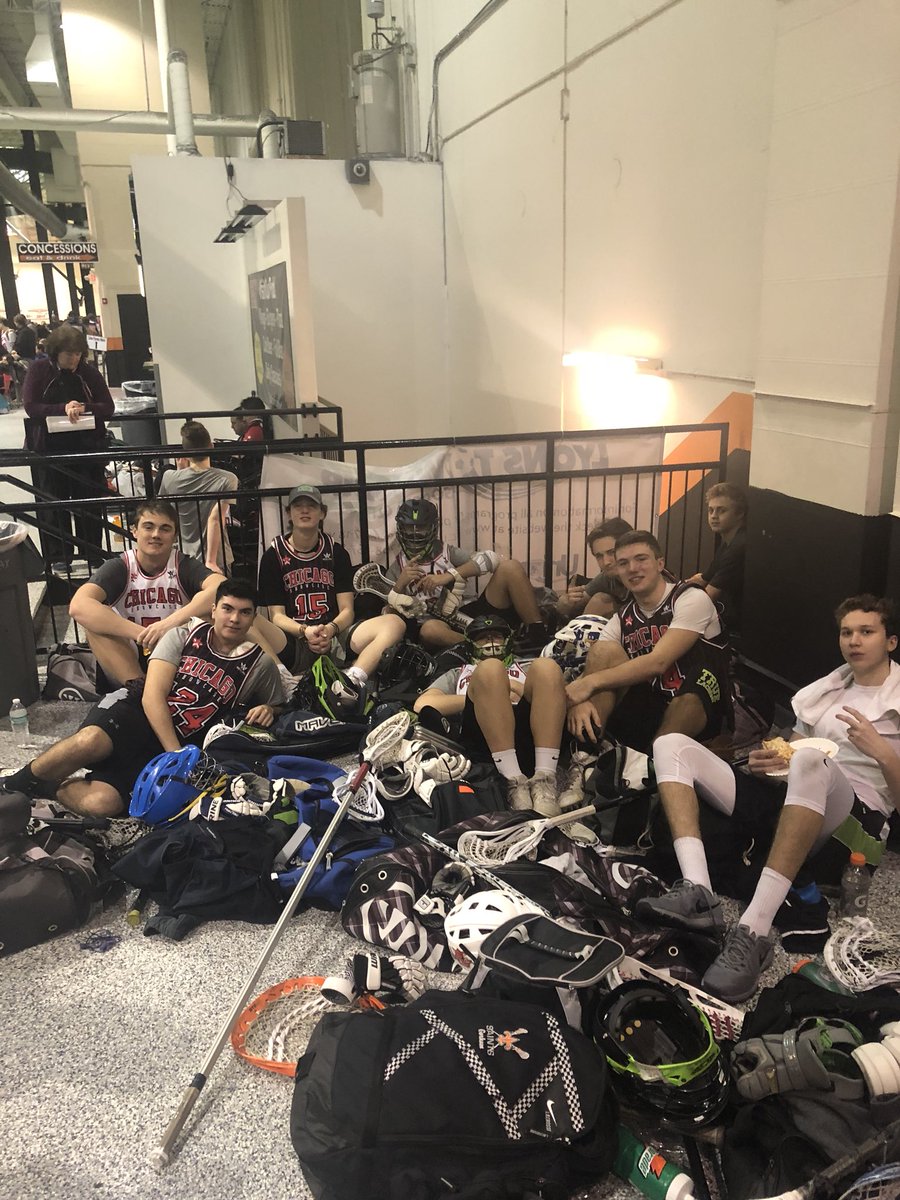 Couple of players resting their legs between games at #ChicagoShowcase 

Lots of good talent here today!