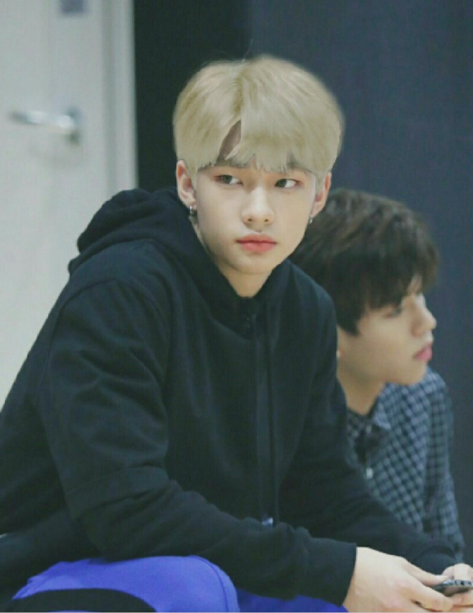 On Twitter Hair Color That Hyunjin Want To Try Is Platinum