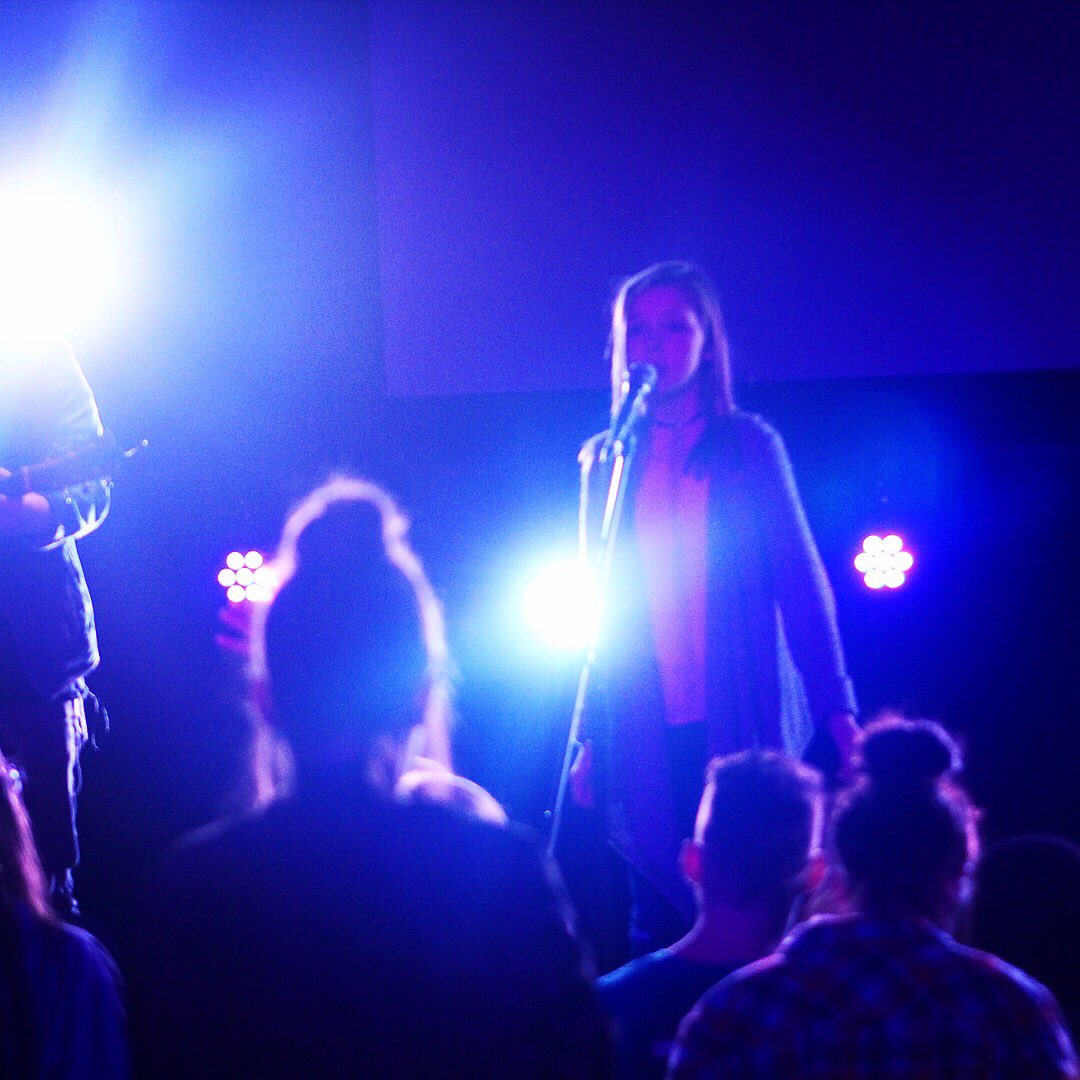 M12StoneHM's tweet photo. WHAT A NIGHT!!! M12 it was so good to see you all tonight! What a reunion fam!! So good to hear @sanderspoe kick 2️⃣0️⃣1️⃣8️⃣ off with a 🔥🔥🔥🔥🔥🔥 word! Can't wait to see you all back next week! 
🔹
🔹
🔹
Remember DIGG slots are filling fast! 🔗🔗 in the bio https://t.co/koKqqujjz9