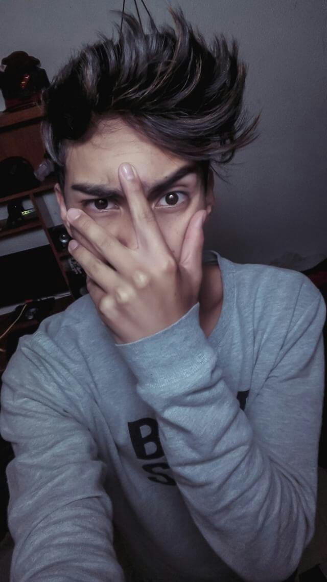 No sé que planeas pero me gusta🔥
Que comience el juego ⚡