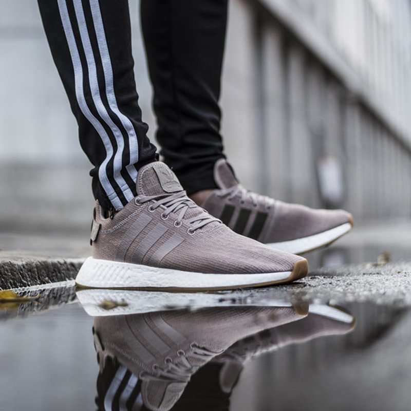 KICKS CREW on Twitter: "adidas NMD R2 Boost -Winter Pack Light Brown (CQ2399  ) USD 105 HKD 820 order link: https://t.co/91lGgOgOIN  https://t.co/xM5GMhKZSZ" / Twitter