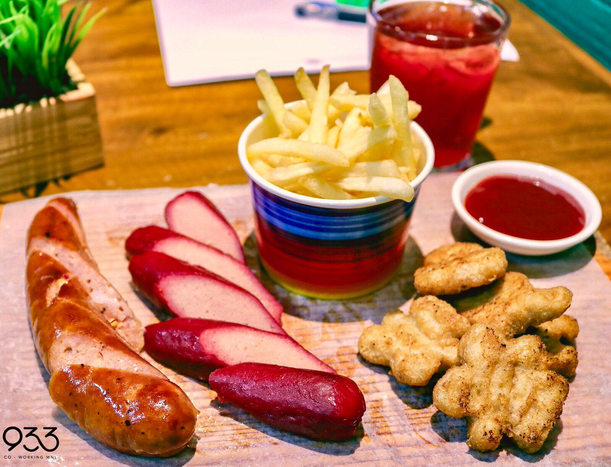 933Coworking's tweet photo. New year, new taste, new menu.
Try our student-friendly affordable delicious munch.
Now serving, starting today.
#Newmenu #Studentmenu #Affordable https://t.co/KTyAkEgyKA