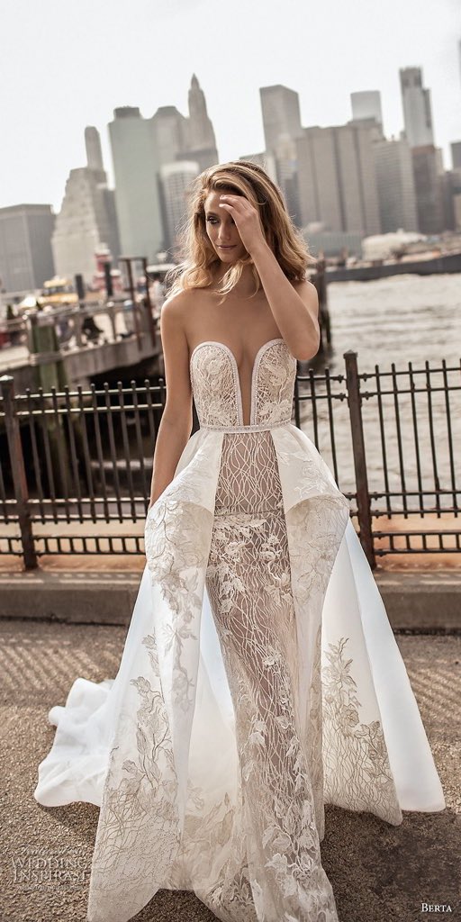 This wedding dress is stunning #weddings #weddingdress #lace #nude #train #gorgeous