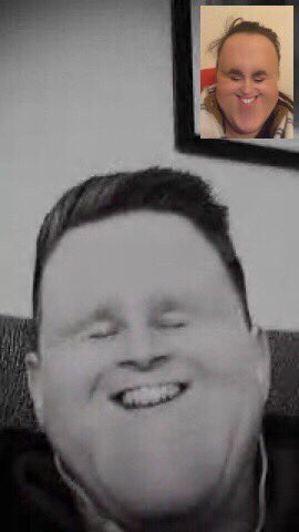 AlexCCribbbin's tweet photo. Half way around the world and this lad this makes me laugh constantly #welookgreat @BillyMartin09 https://t.co/cj38x8fKK1