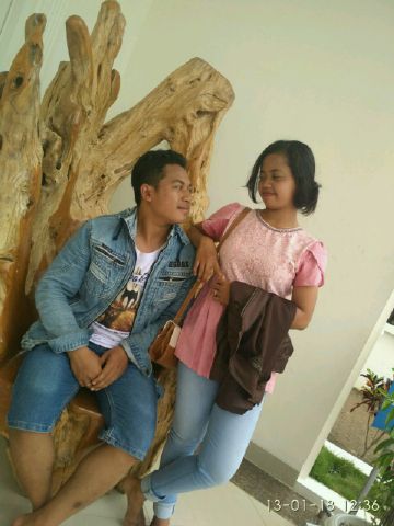 DhuwiO's tweet photo. ditinggal mangkat mas bojo :'( https://t.co/w6Yg7evcbQ