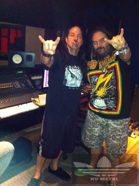 dead20182's tweet image. #DezFafara #CoalChamber #MaxCavalera #Soulfly #AllInTheFamily #NuMetal