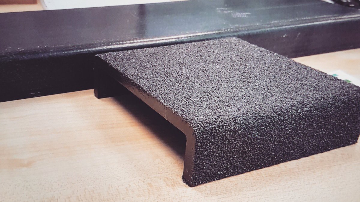ChanGu1013's tweet photo. #FRP #PlasticChannel #Heavyduty https://t.co/1O5BBWzozK