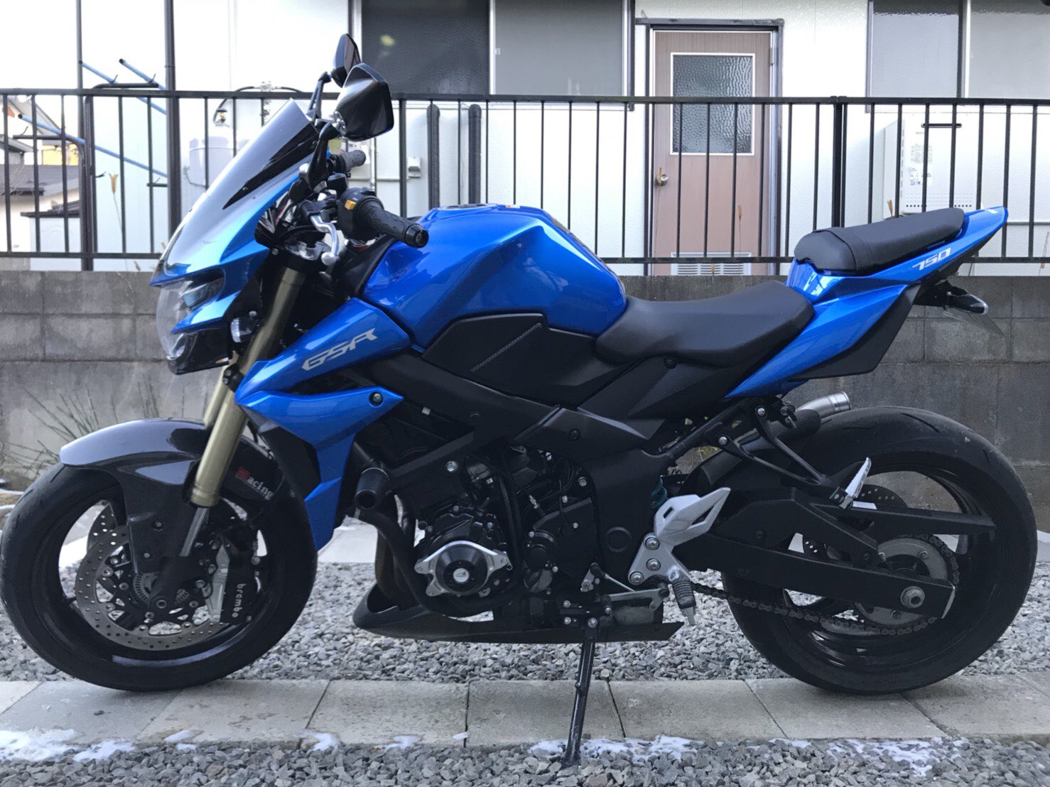 たかひろ🎮🎹🌿🏕️🏍️🏔️🏄❄️🏂☃️ в X: „知人がGSR750を