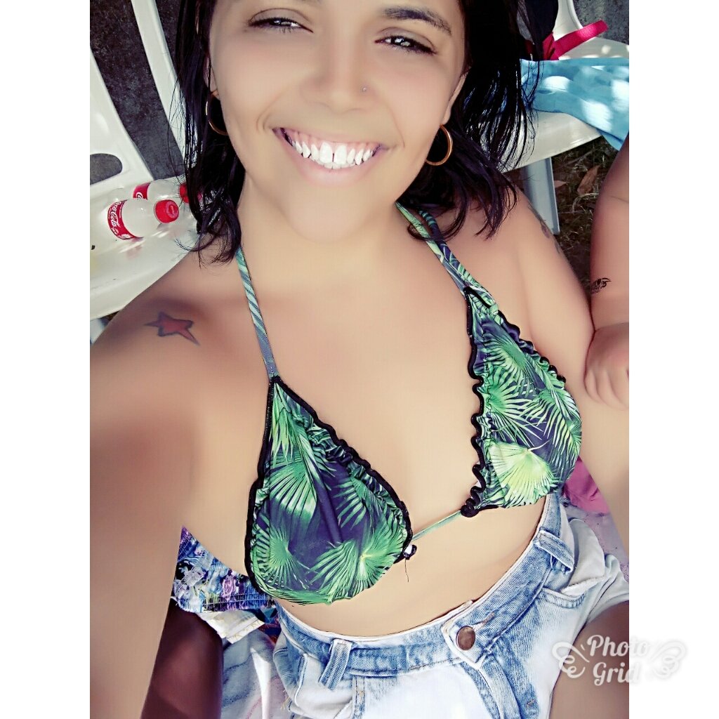 ThaisCars's tweet photo. Ainda Sobre Meu Sabadinho Deu Bom Piscina 🌊🌈☀🌄 https://t.co/PtUOpsWkin