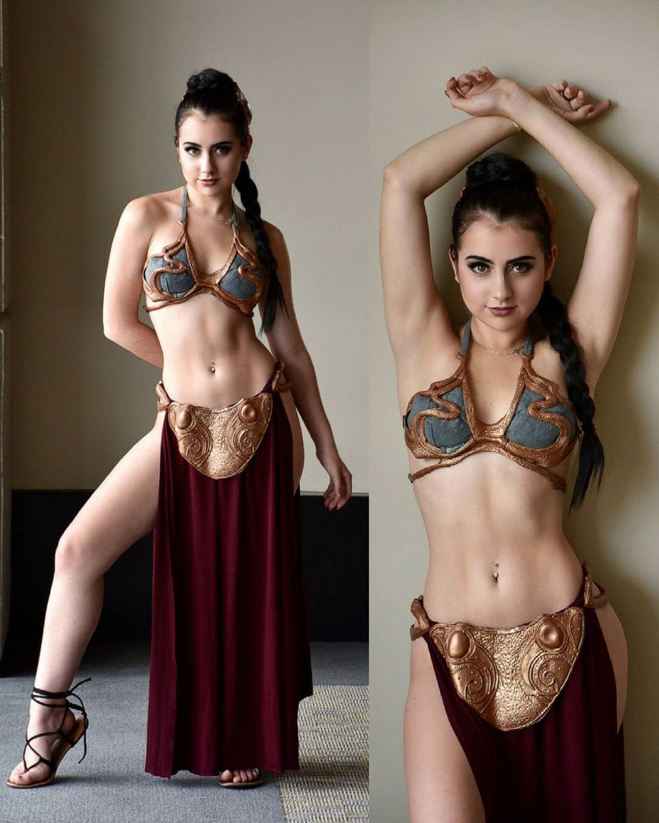 Slave Leia - #starwars #slaveleiacosplay #cosplay Cosplayer: http://instagr...