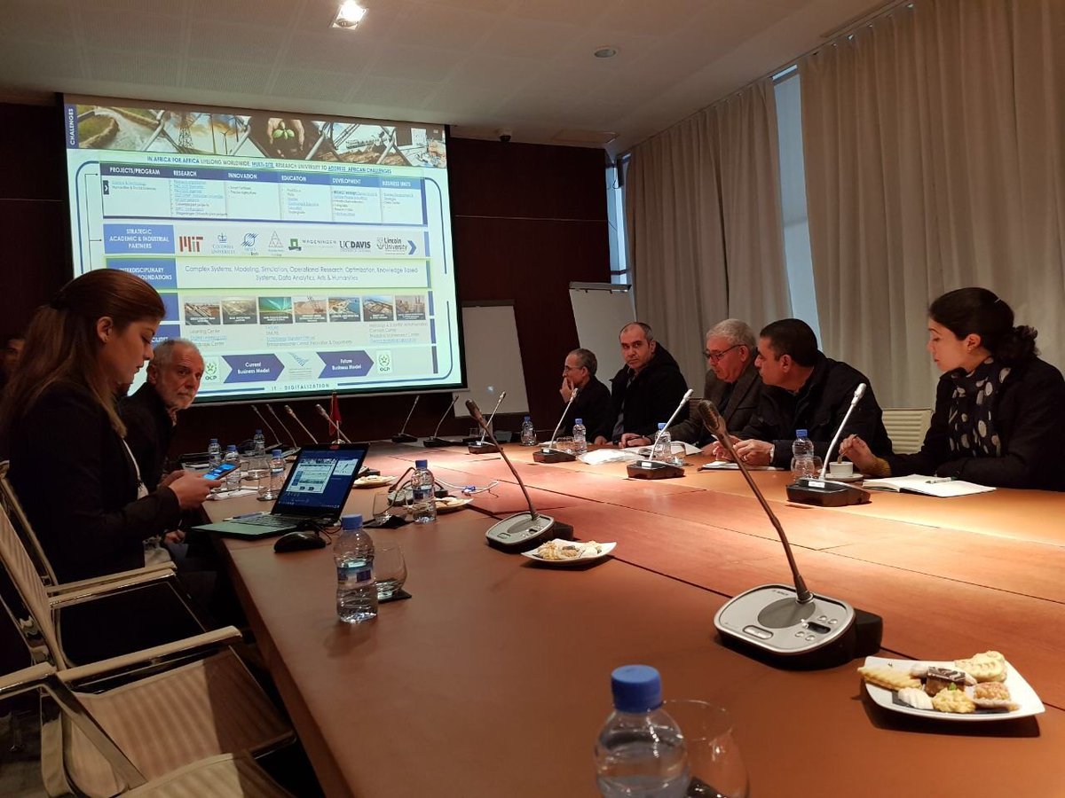 ICBAAgriculture's tweet image. A Kick-off meeting on @IDRC_CRDI supported project on #quinoa was recently held @ #MohammedVIPolytechnicUniversity,#Morocco. Partners including the Ministry of Agri., farmers &amp;amp; local authorities took part in the meeting.Project is aimed at scaling up quinoa value chain in #Rhamna