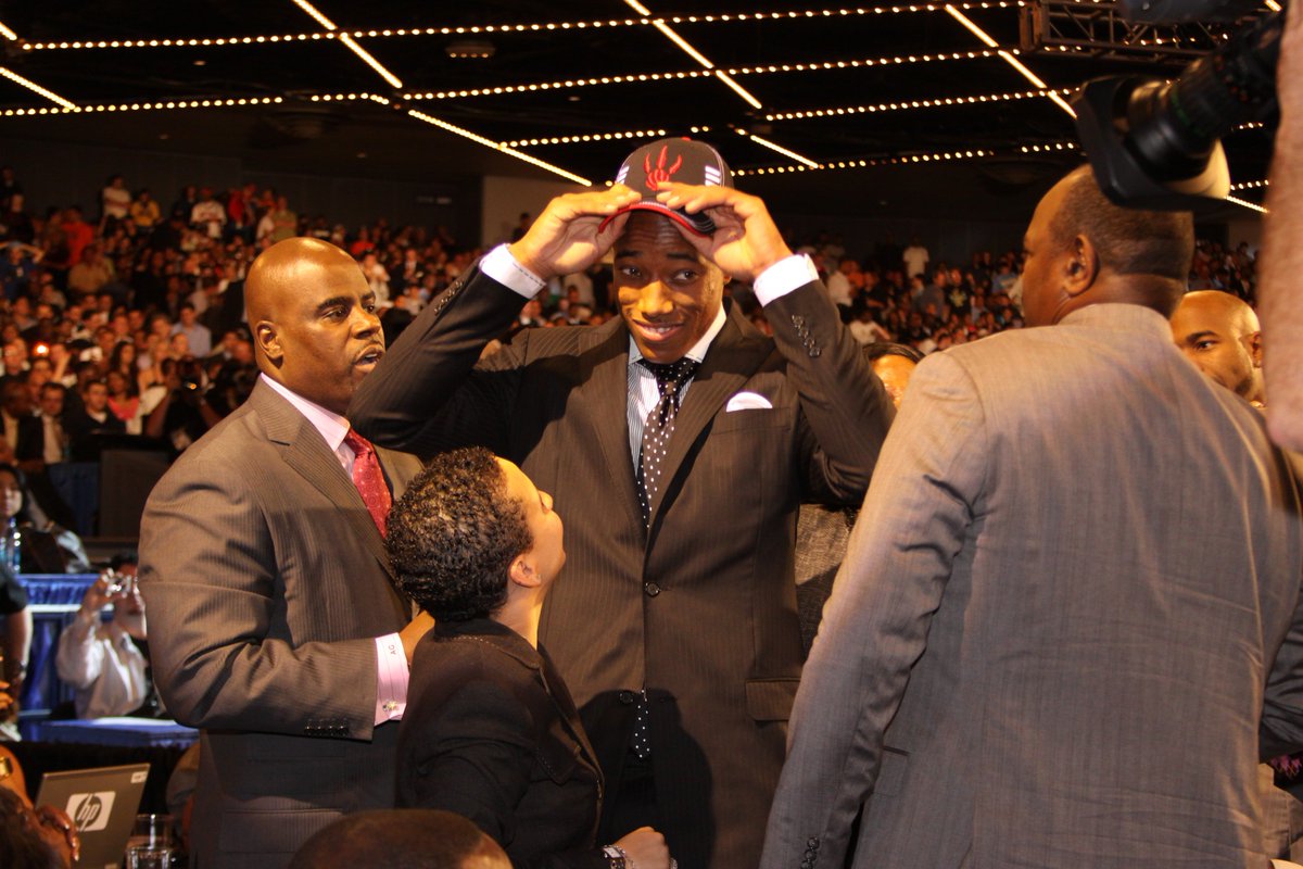 Raptors's tweet image. "Don't worry, I got us..." - @DeMar_DeRozan 

1 Retweet = 1 #NBAVote