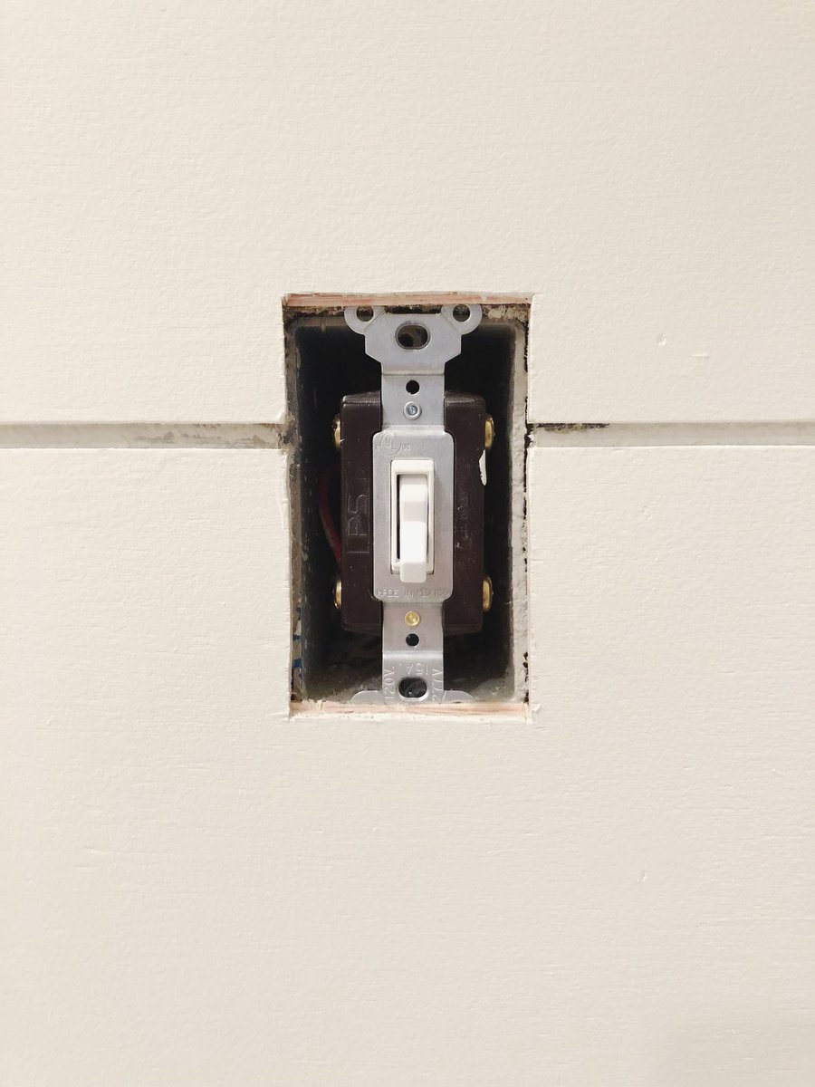 hellokatepalmer's tweet photo. Just shiplapped my wall and I’m in LOVE! @joannagaines What should I do about these recessed light switches now?? https://t.co/LUltvXc1td