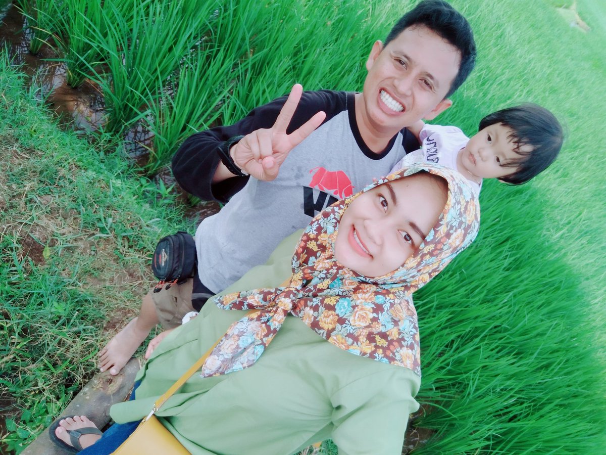 Iip_ipang's tweet photo. Nitip kebahagiian https://t.co/efCCn2nSvW