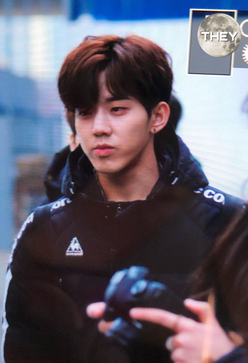 180115 불후의명곡 출근

#DAY6 #데이식스 #도운 #Dowoon
