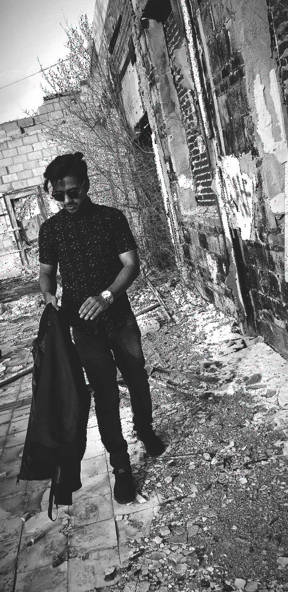 ParthoSd2's tweet image. #Runway 💀