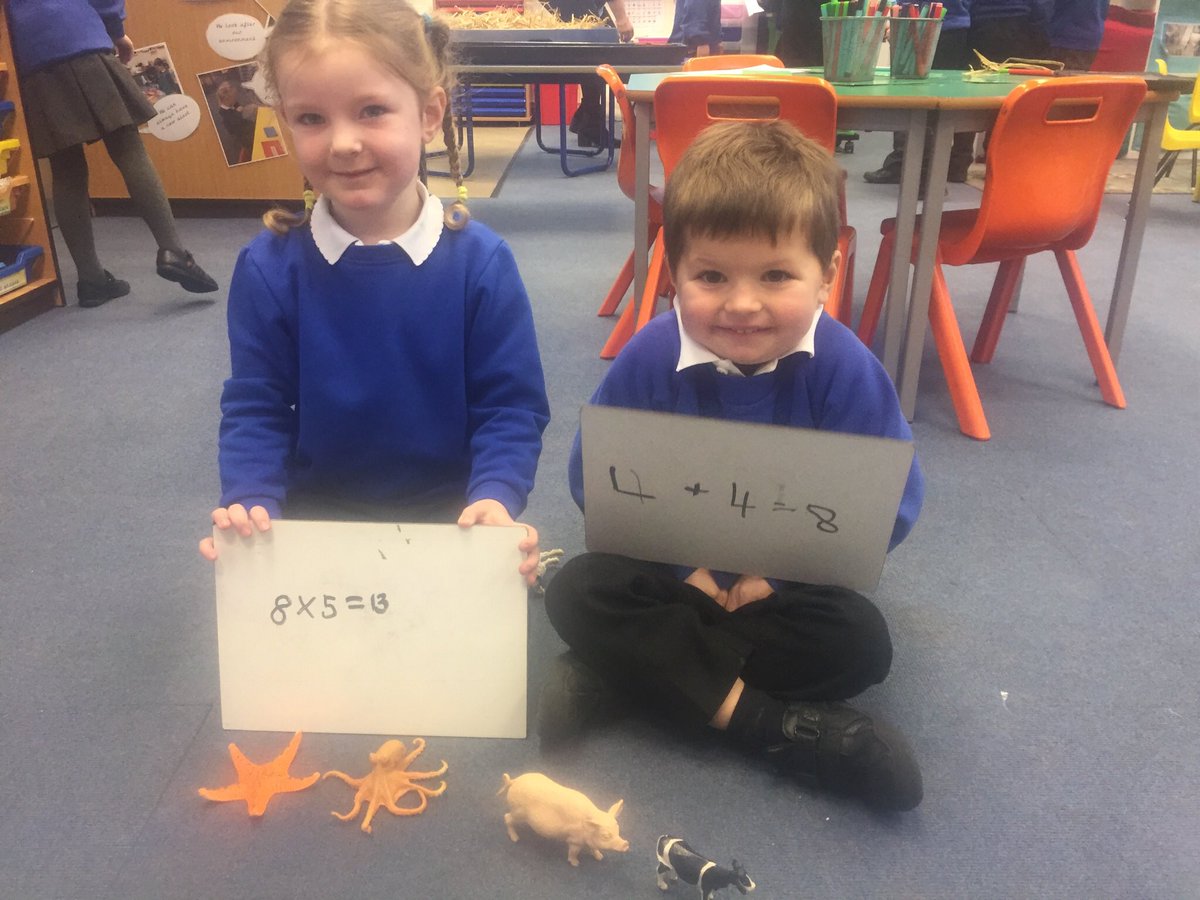 MashamCEP's tweet photo. Class 1 counting how many legs this morning, inspired by @_JimField . Fantastic number sentences and it’s only Monday morning! #howmanylegs #frogonalog #maths https://t.co/YxtLbKGBD5