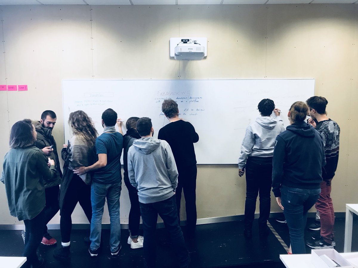 krlsmur's tweet image. Working with new projects with #barcelonatechnologyschool Master Students. @MindTheGapTeam @ma_alvesblo #gapjumping