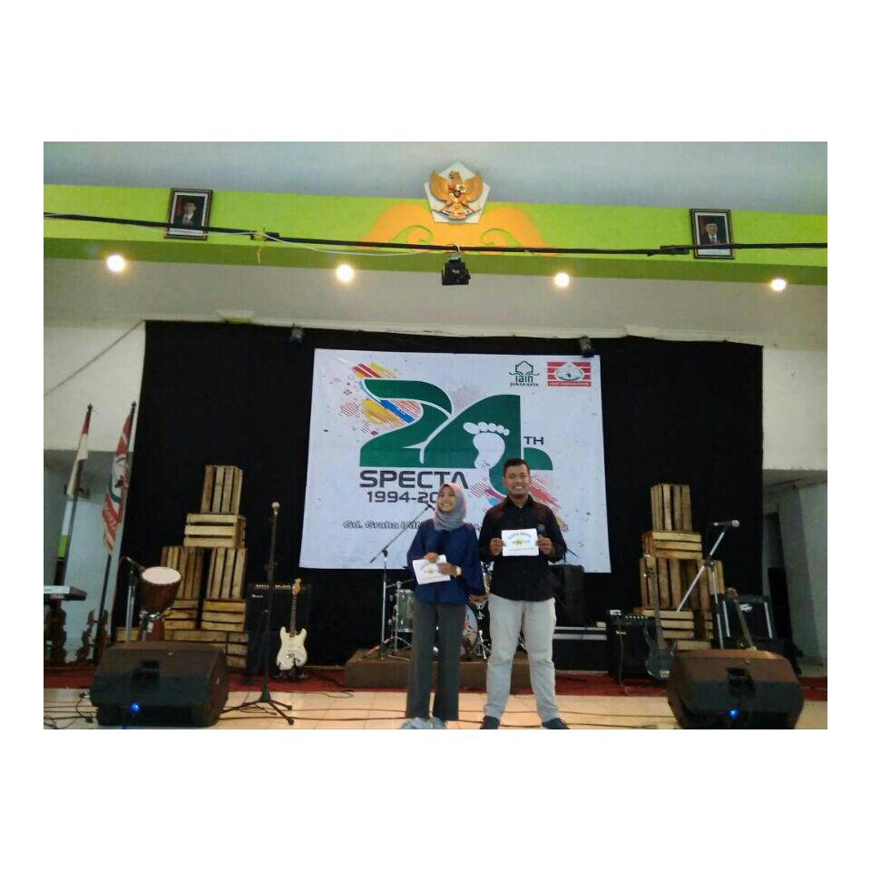 DistafmRadio's tweet photo. Ini nih talent dari Radio DistaFM yang kemaren jd Master of Ceremony di acara milad ke-24th Mapala Specta IAIN Surakarta 😊
Acaranya seru dan keren.. sukses terus bwt @mapalaspecta ❤
#Distafmradio
#1078fm
#SobatDista
#RadioDistaIAINSurakarta
#Milad
#MapalaSpecta https://t.co/WEaRzmqDQ3