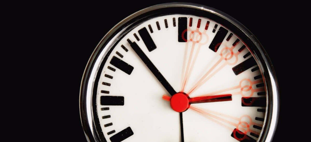 RT <a href="/hootsuite/">Hootsuite 🦉</a>: If you’re doing these 9 things on Facebook, you’re wasting time: ow.ly/1UI730hKF42