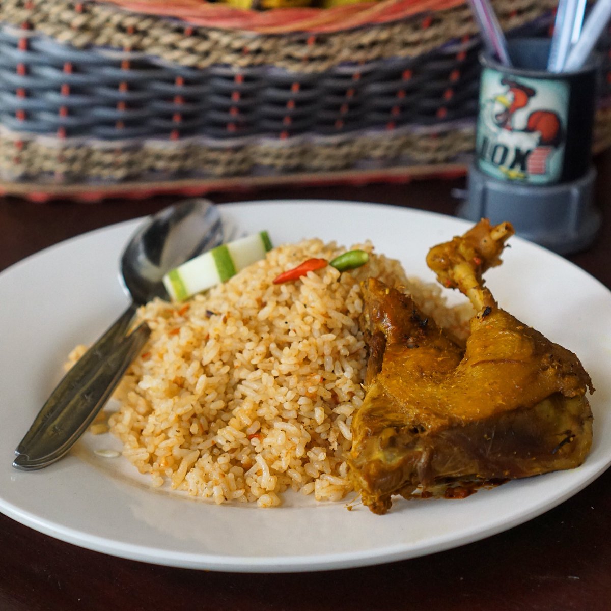 warunglox's tweet photo. Nasi Goreng Bebek! 
Ini beneran mantap melegenda sejak tahun 1995. https://t.co/8Z57Uq4MmZ