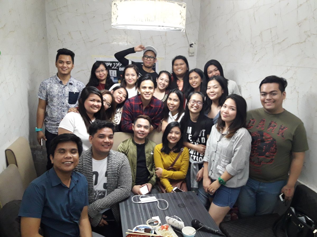 KnaticsOFC's tweet photo. Birthday Celebration of @TheKhalilRamos  with Kfam yesterday 😊 https://t.co/DZ98EV7cUU