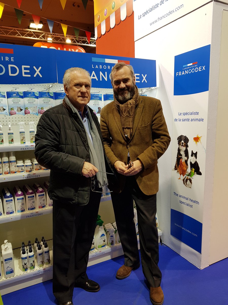 SIMV_RP's tweet photo. Merci à René MICHAU, Président du #PRODAF et à son équipe pour son accueil au Salon @ParisAnimalShow https://t.co/e3oc0iVuR1
