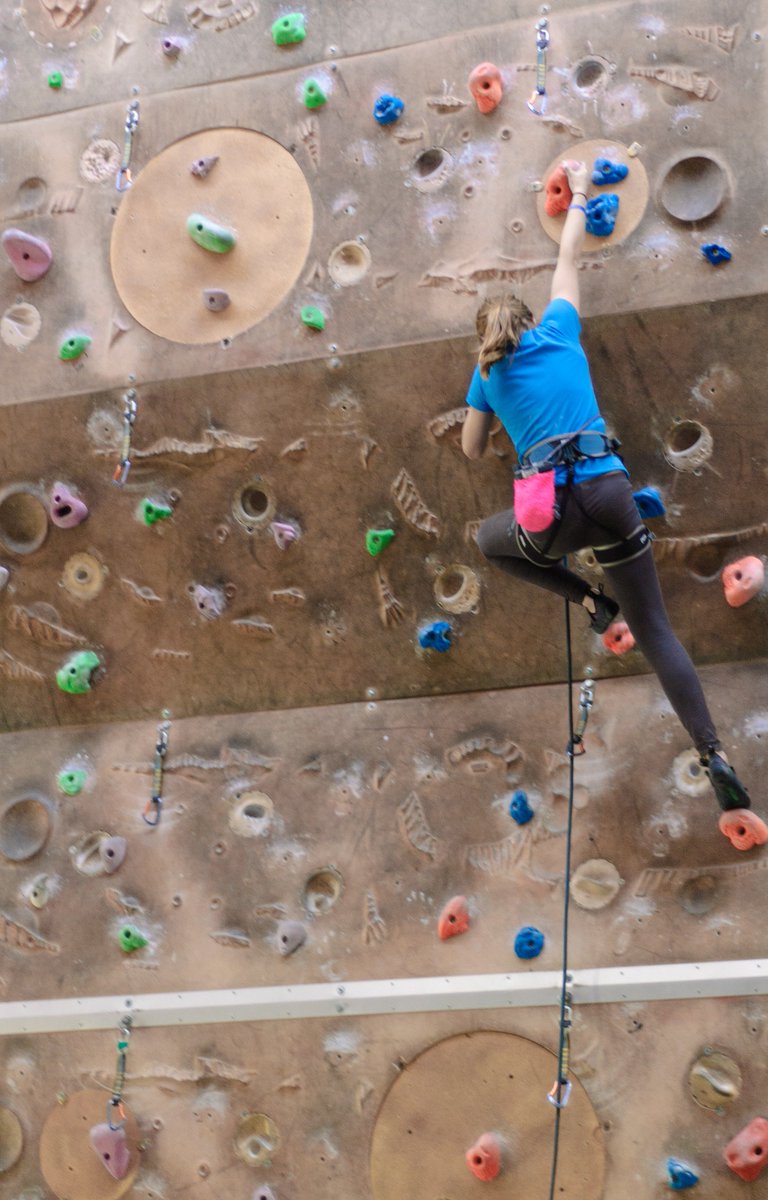 summitcentre1's tweet photo. Don't let wet crags stop you climbing this week. We are open 10am - 10pm all week and 12 midday until 6 pm on weekends. #climbon #climbmore #trainhardclimbhard #summitcentre #BlueMonday https://t.co/ozkrPuZrdq