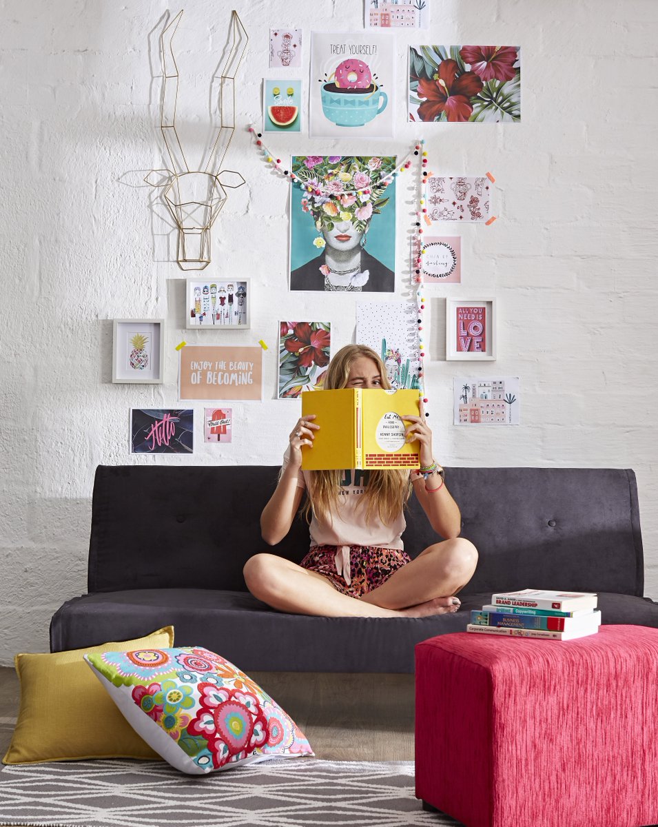 10 Things You Need To #KitYourDigs ----> bit.ly/2DyB8c6  #YouthVillage