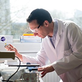 Don’t forget to sign up to our Cancer Research Ideas Café on Tuesday 30th January. You’ll have a chance to talk to our researchers about their work in a café-style environment. Your thoughts, ideas and questions will help impact their research! 🧠☕️