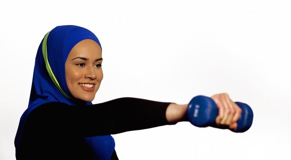 RuqsanaBegum's tweet photo. My post for #BlueMonday The only blue you should be feeling is WEARING something in #blue NOT feeling it, check out my #sportshijab article in @VICEUK here https://t.co/OGLw6T3T0H #ViceUK #SportsHijabs #RuqsanaBegumSportsHijabs https://t.co/UVCic655PH