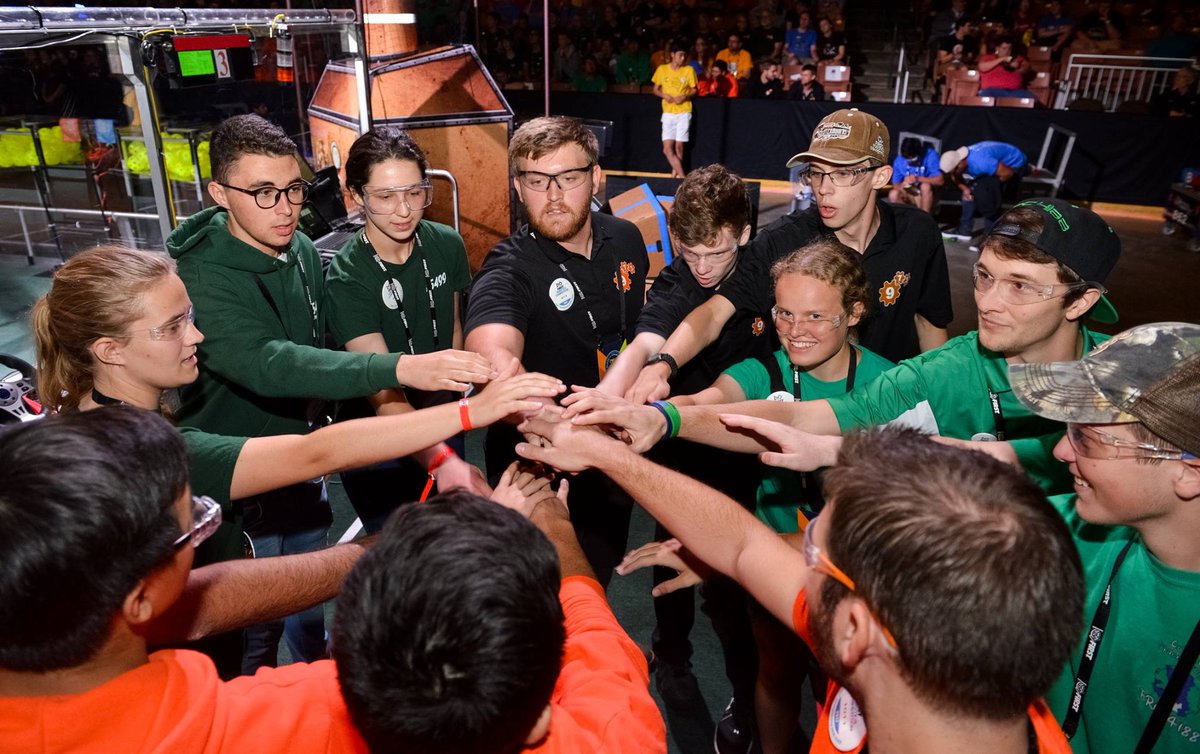 John Mandyck🌻 tweet media