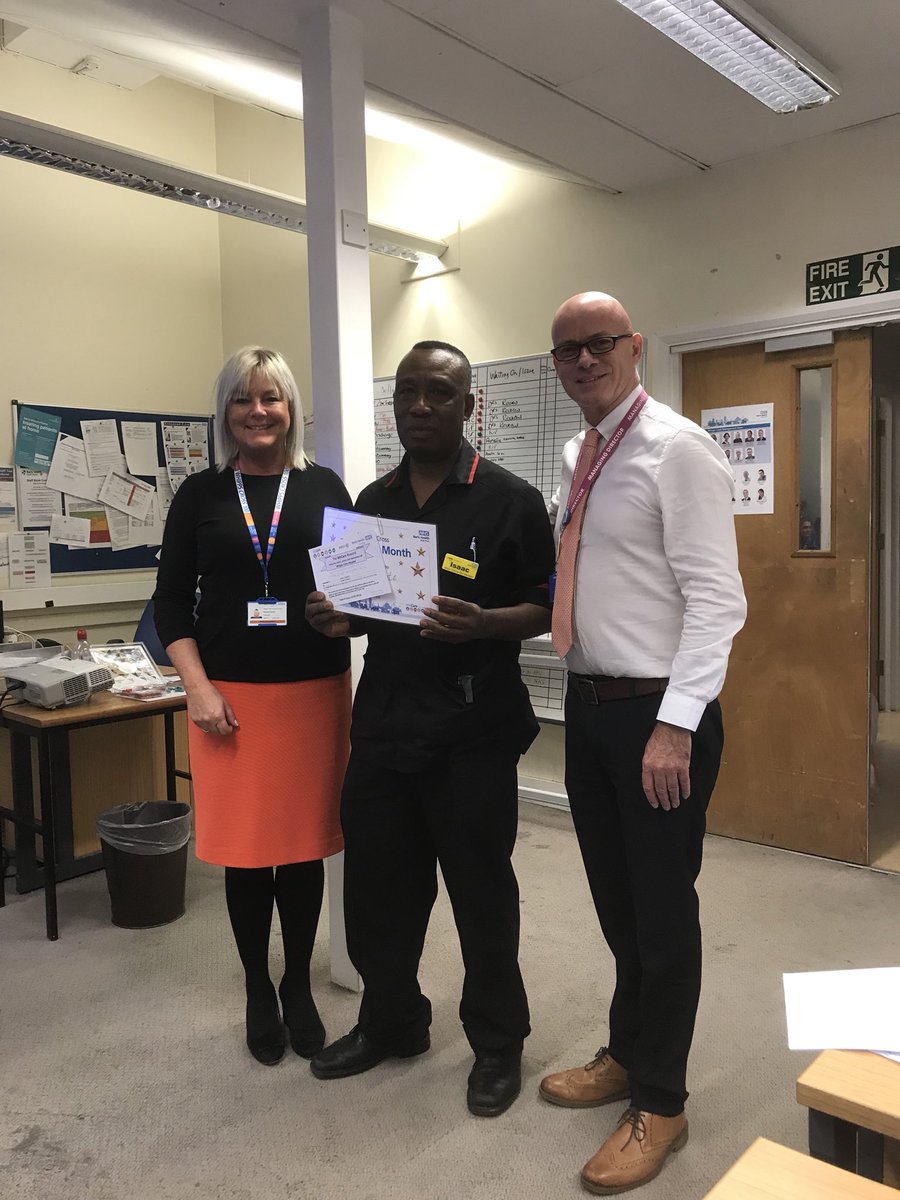AlanGurney6's tweet photo. What’s this #bluemonday2018 all about? Lots of smiley happy faces @WhippsCrossHosp today @NHSBartsHealth @debbymadden1 @DrHeatherNoble @trissnrnurse @TJHalton #teamwx https://t.co/UD7Jgsx34T
