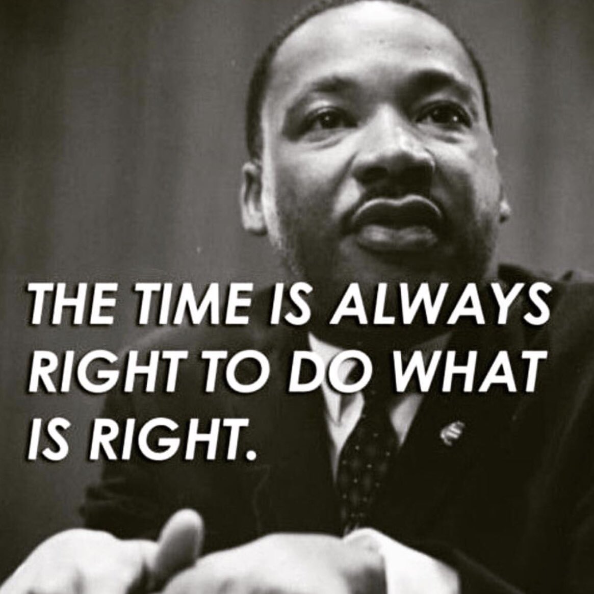 KrisJenner's tweet image. Happy #MLKDAY2018. Today we honor Martin Luther King Jr’s fearless fight for equality, and remember how important it is to dream!! Remember that your voice is powerful. Remember that you can make a difference. Spread love today, and every day. ❤️ #ThankYouMLK50