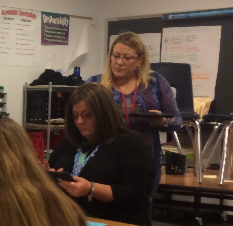 normavsantos's tweet photo. @Haneteacher talks about all the benefits of parallel teaching. Deeper instruction, deeper learning means increased rigor. #kjhpride #bethelegacy https://t.co/Ah4xqppIDP